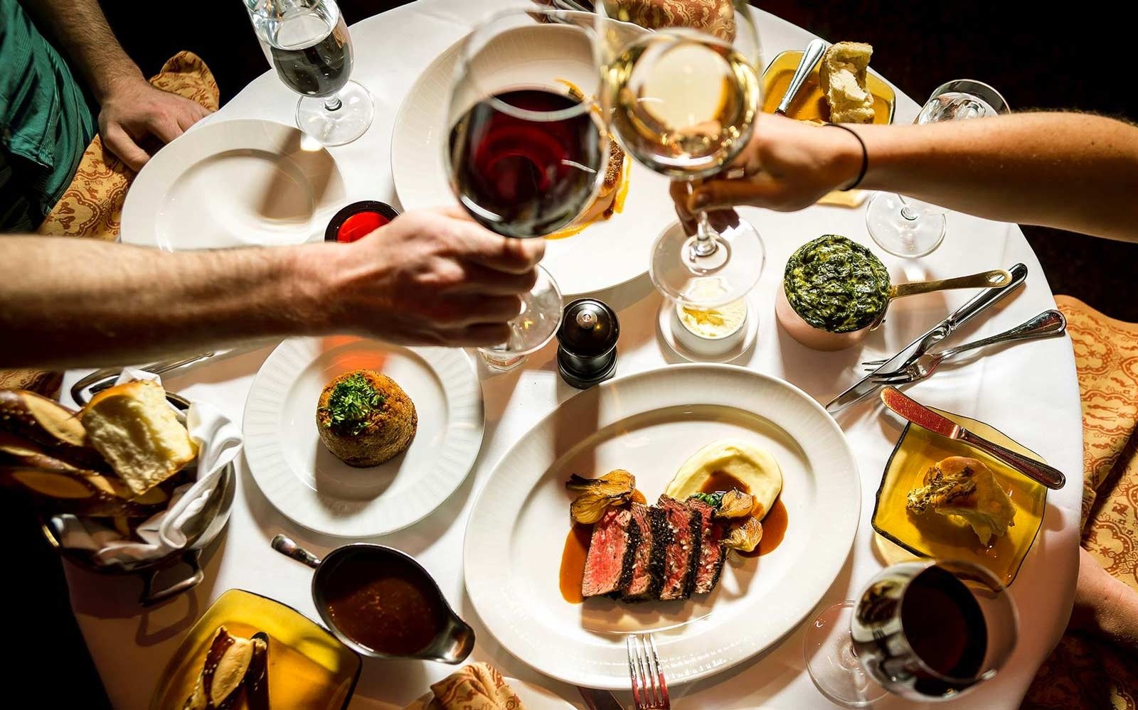 Seni Food Pairing: Memadukan Wine dengan Hidangan